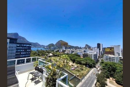 Apartamento à venda com 220m², 3 quartos e 2 vagas