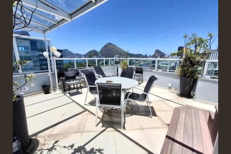 Apartamento à venda com 220m², 3 quartos e 2 vagas