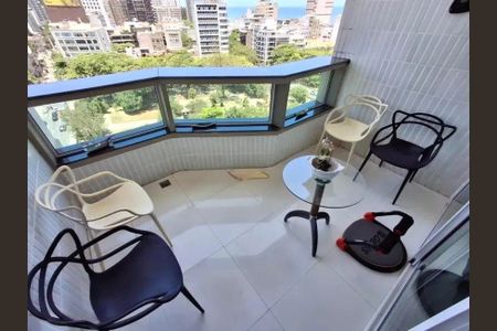 Apartamento à venda com 220m², 3 quartos e 2 vagas