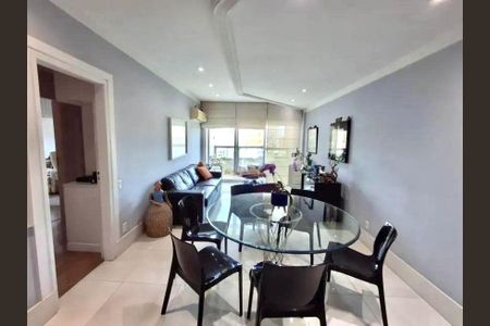 Apartamento à venda com 220m², 3 quartos e 2 vagas
