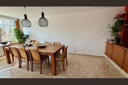 Apartamento à venda com 300m², 4 quartos e 3 vagas