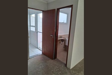 Casa à venda com 66m², 2 quartos e 2 vagas