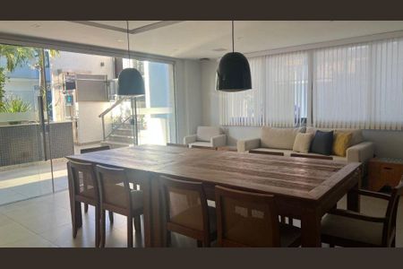 Apartamento à venda com 90m², 2 quartos e 1 vaga
