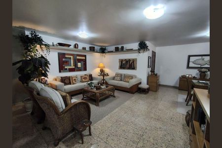Apartamento à venda com 4 quartos, 186m² em Icaraí, Niterói