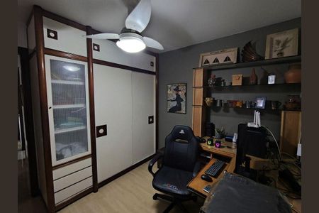 Apartamento à venda com 4 quartos, 186m² em Icaraí, Niterói