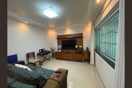 Casa à venda com 3 quartos, 235m² em Vila Dayse, São Bernardo do Campo