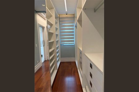 Apartamento à venda com 4 quartos, 234m² em Itaim Bibi, São Paulo