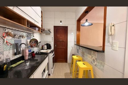 Apartamento à venda com 2 quartos, 65m² em Centro, Niterói
