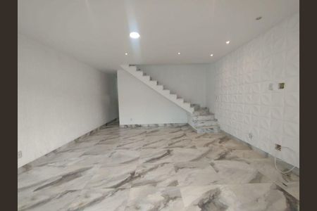 Casa à venda com 3 quartos, 124m² em Maravista, Niterói