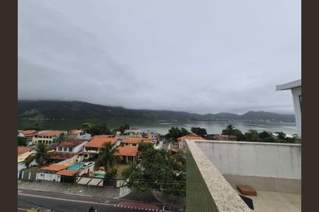 Apartamento à venda com 130m², 2 quartos e 1 vaga