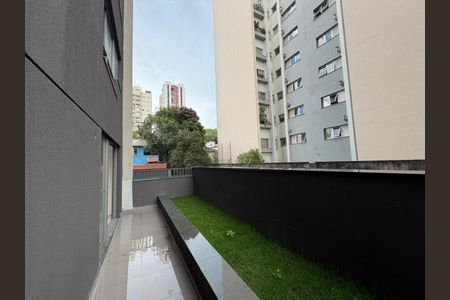 Apartamento à venda com 97m², 2 quartos e 1 vaga
