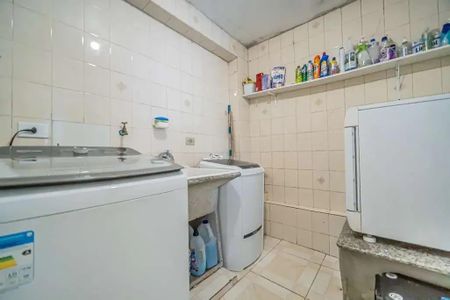 Casa à venda com 3 quartos, 147m² em Jardim Roberto, Osasco