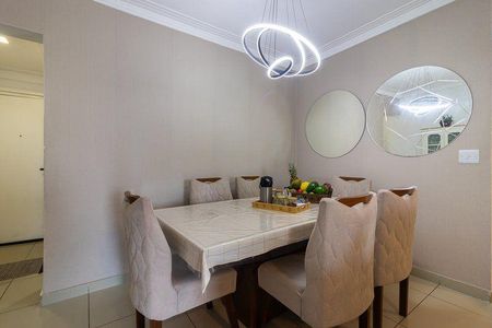 Apartamento à venda com 3 quartos, 105m² em Jardim Tupanci, Barueri