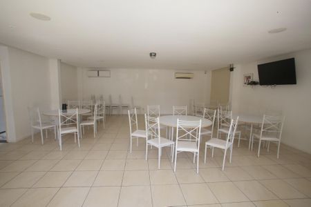 Apartamento à venda com 50m², 2 quartos e 1 vagaÁrea comum - Salão de festas