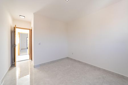 Casa à venda com 90m², 2 quartos e 2 vagasSuíte 2