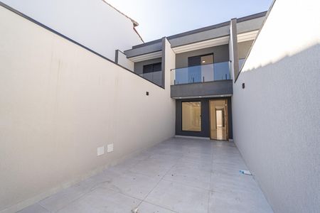 Casa à venda com 90m², 2 quartos e 2 vagasGaragem