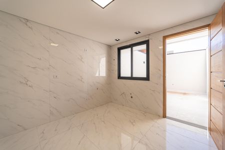 Casa à venda com 90m², 2 quartos e 2 vagasCozinha