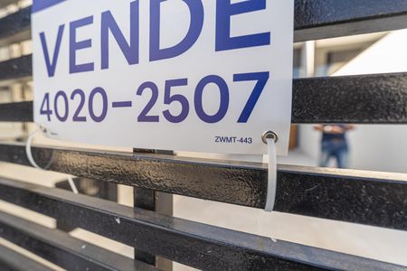 Casa à venda com 90m², 2 quartos e 2 vagasZWMT-443