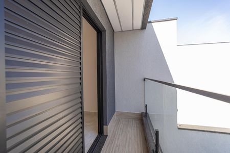 Casa à venda com 90m², 2 quartos e 2 vagasVaranda da Suíte 1