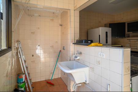Apartamento à venda com 90m², 3 quartos e 1 vagaÁrea de Serviço