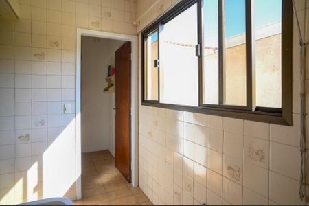 Apartamento à venda com 90m², 3 quartos e 1 vagaÁrea de Serviço