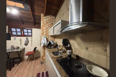 Casa de condomínio para alugar com 65m², 2 quartos e 1 vaga