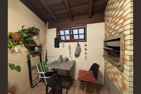 Casa de condomínio para alugar com 65m², 2 quartos e 1 vaga