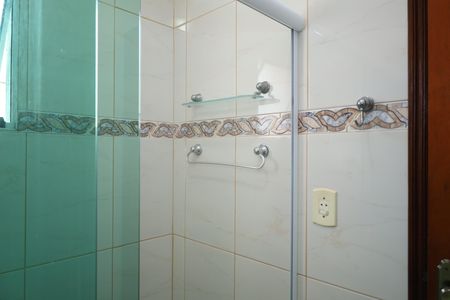 Casa à venda com 93m², 2 quartos e 2 vagasBanheiro 1 - Suíte 1