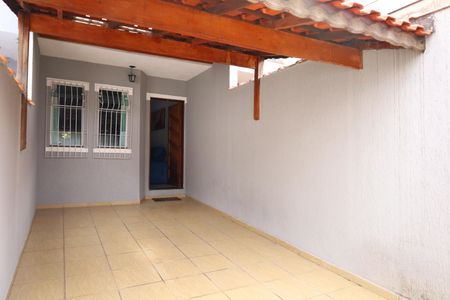 Casa à venda com 93m², 2 quartos e 2 vagasGaragem