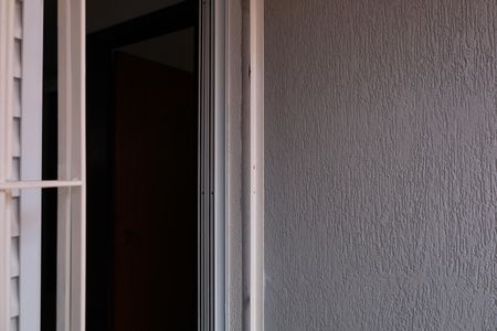 Casa à venda com 93m², 2 quartos e 2 vagasVaranda - Suíte 1 