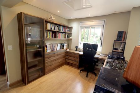 Apartamento à venda com 79m², 2 quartos e 1 vagaEscritório