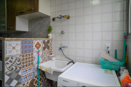 Apartamento à venda com 58m², 2 quartos e 1 vagaÁrea de Serviço