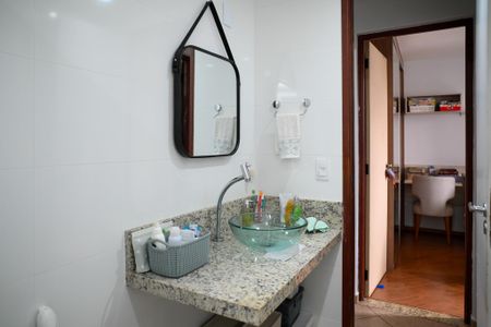 Apartamento à venda com 58m², 2 quartos e 1 vagaBanheiro