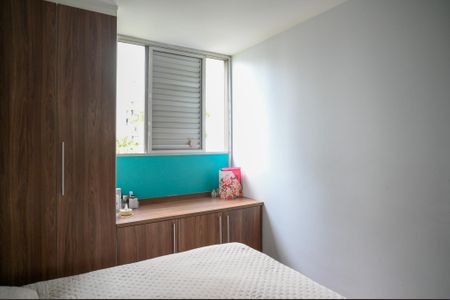 Apartamento à venda com 58m², 2 quartos e 1 vagaQuarto 2