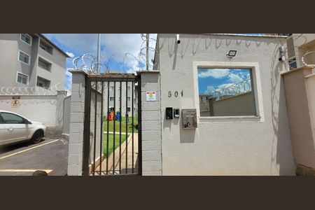 fachada da portaria de apartamento para alugar com 2 quartos, 55m² em Monte Verde, Betim