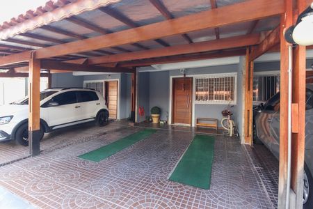 Casa de condomínio à venda com 67m², 2 quartos e 2 vagasGaragem