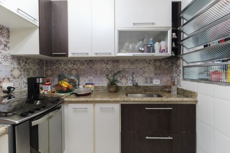 Casa de condomínio à venda com 67m², 2 quartos e 2 vagasCozinha