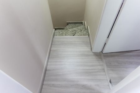 Casa de condomínio à venda com 67m², 2 quartos e 2 vagasCorredor