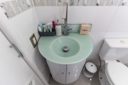 Casa de condomínio à venda com 67m², 2 quartos e 2 vagasBanheiro da Suíte 2