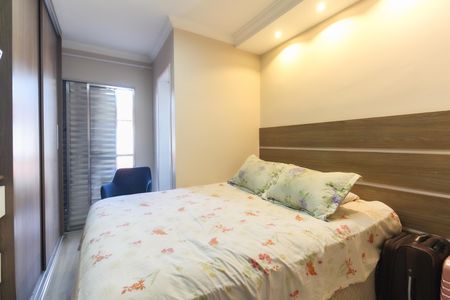Casa de condomínio à venda com 67m², 2 quartos e 2 vagasSuíte 2