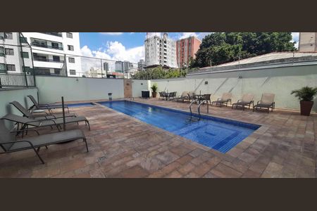 Apartamento para alugar com 74m², 3 quartos e 1 vagaÁrea comum 