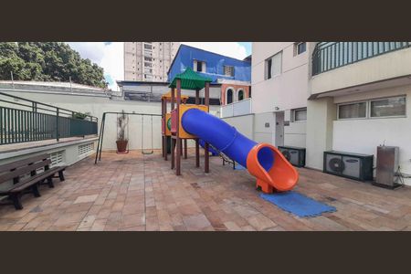 Apartamento para alugar com 74m², 3 quartos e 1 vagaÁrea comum 