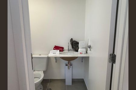 Apartamento à venda com 29m², 1 quarto e sem vaga Apartamento à venda com 29m², 1 quarto e sem vagaBanheiro