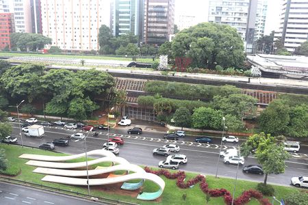 Studio à venda com 30m², 1 quarto e 1 vagaVista da Piscina