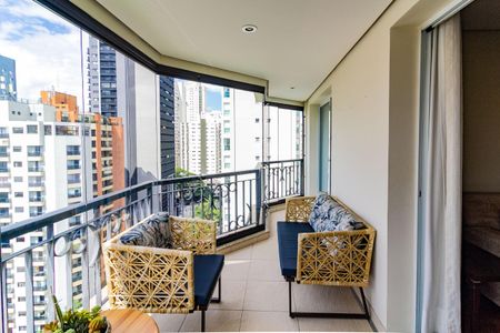 Apartamento à venda com 175m², 3 quartos e 4 vagas Apartamento à venda com 175m², 3 quartos e 4 vagasVaranda Sala