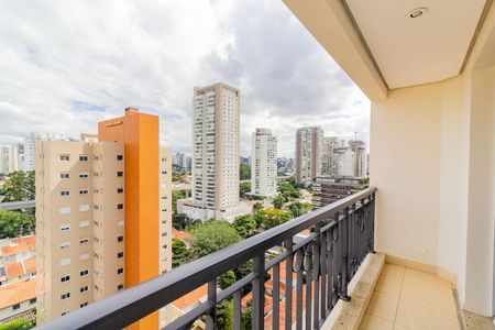 Apartamento à venda com 175m², 3 quartos e 4 vagas Apartamento à venda com 175m², 3 quartos e 4 vagasSuíte 1 Varanda