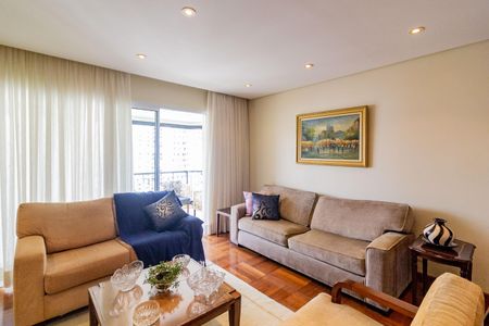 Apartamento à venda com 175m², 3 quartos e 4 vagas Apartamento à venda com 175m², 3 quartos e 4 vagasSala de Estar