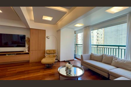 Apartamento à venda com 160m², 3 quartos e 3 vagasSala