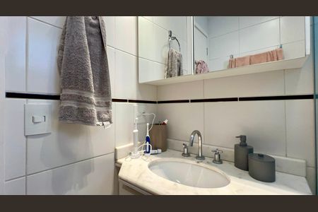 Apartamento à venda com 160m², 3 quartos e 3 vagasBanheiro
