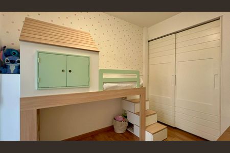 Apartamento à venda com 160m², 3 quartos e 3 vagasQuarto 1